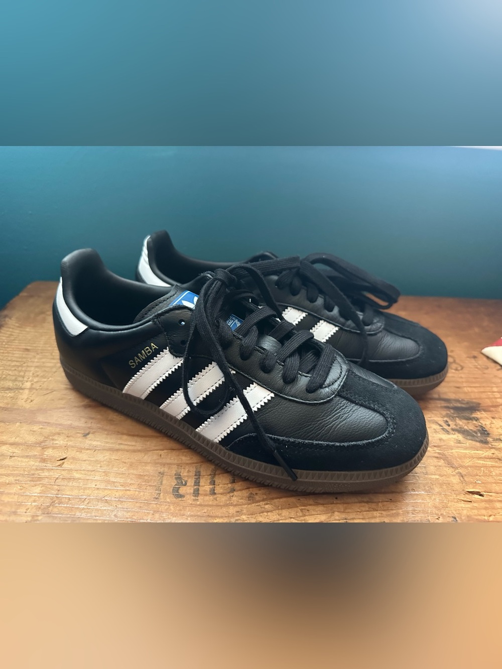 Men’s size 8 Women’s size 9.5 Adidas OG Originals Sambas